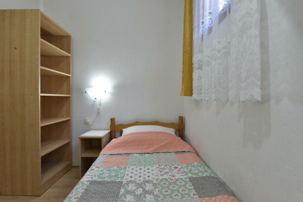 Apartmani Marko Gdinj Экстерьер фото