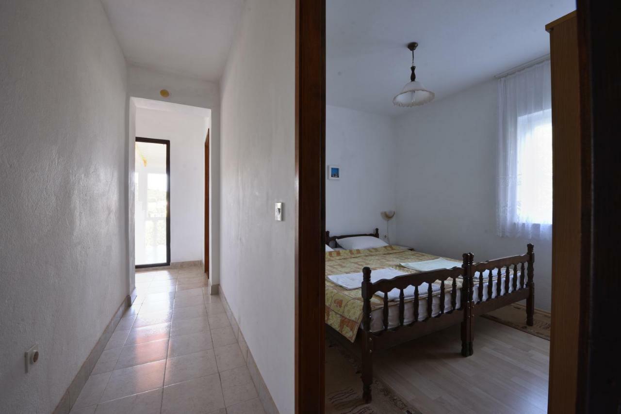 Apartmani Marko Gdinj Экстерьер фото